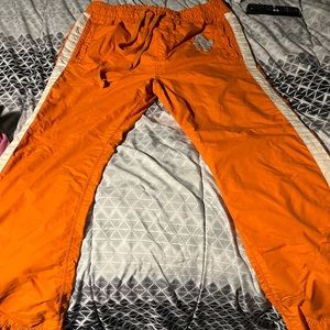 Orange A&F running pants!